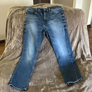 Levi’s Denizen mens jeans. 32x30, 208 Regular taper, good used condition.